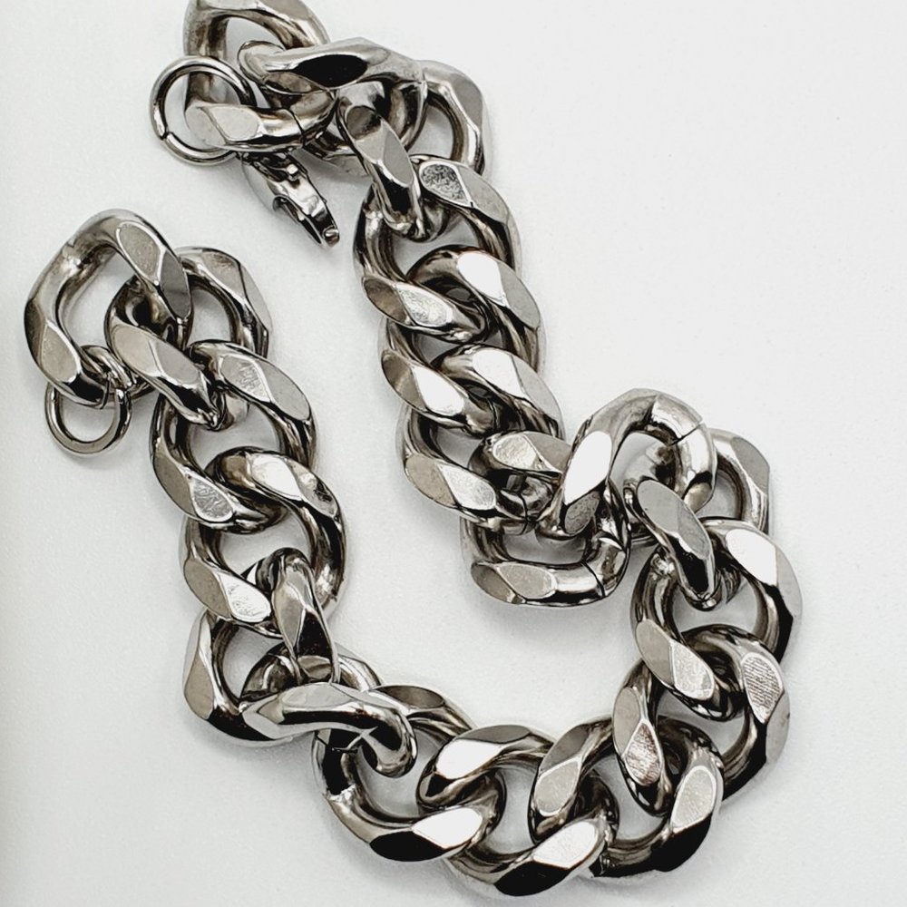"Boutique Cuban chain double buckle 14mm stainless steel bracelet, BL55590175 - Picture 8 of 8